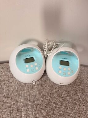2 Spectra Electric Breast Pumps